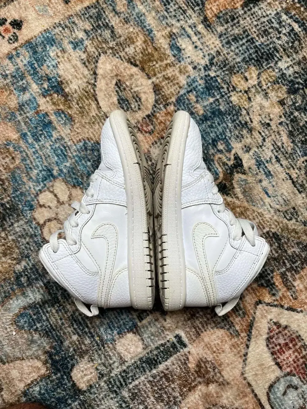 Air Jordan 1 Mid GS Triple White Tumbled Leather